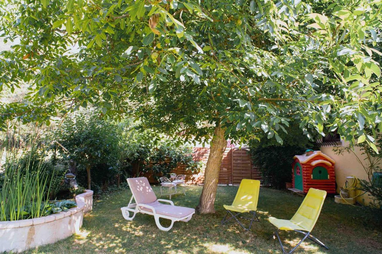 Mas Des Sentes Petit T1 Daire Nans-les-Pins Dış mekan fotoğraf
